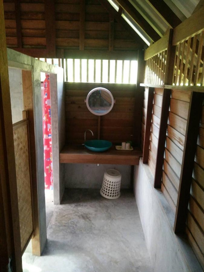 Jansom Bungalow 2 Koh Phayam Exterior foto